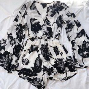 Long Sleeve Floral Romper ANGL